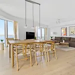 35th Floor Panorama Ocean View *