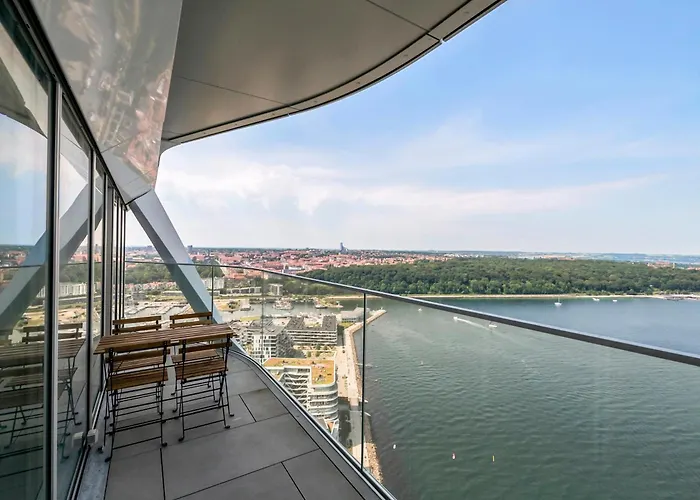 Penthouse On 35th Floor